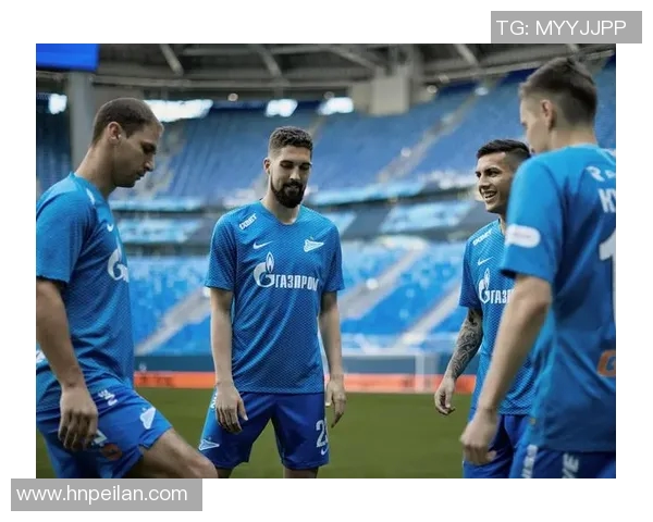 圣彼得堡足球俱乐部球星风采展示与赛场表现解析